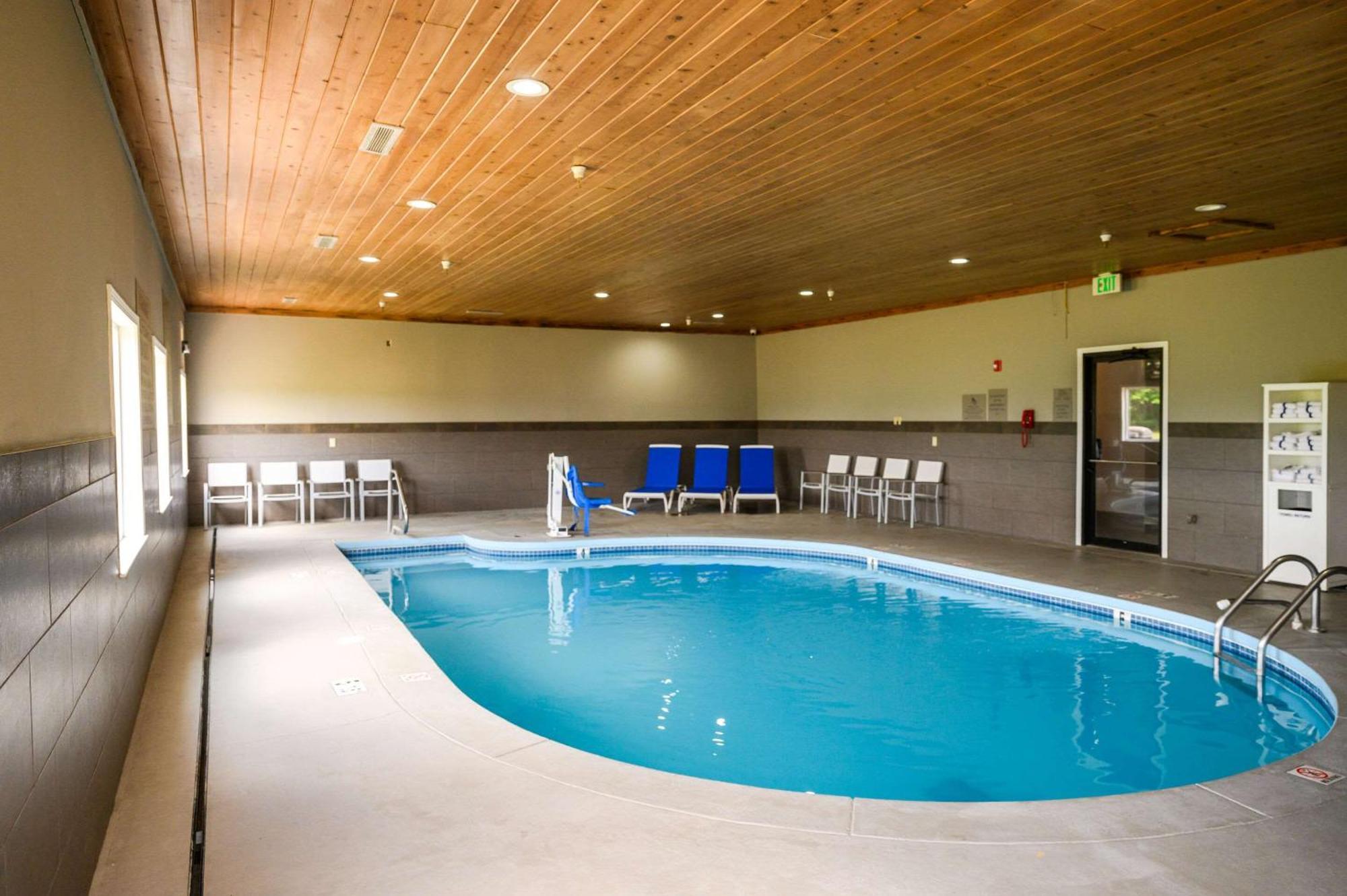Country Inn & Suites By Radisson, Greenfield, In Buitenkant foto