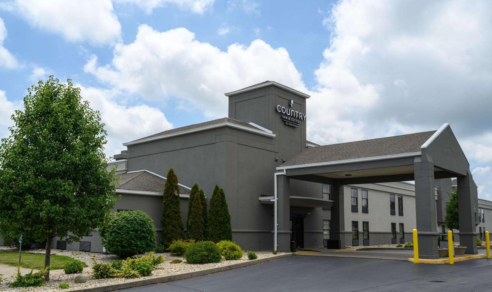 Country Inn & Suites By Radisson, Greenfield, In Buitenkant foto